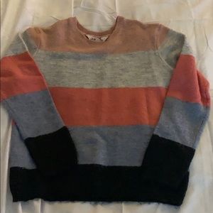 H&M Girls sweater size 6-8yrs